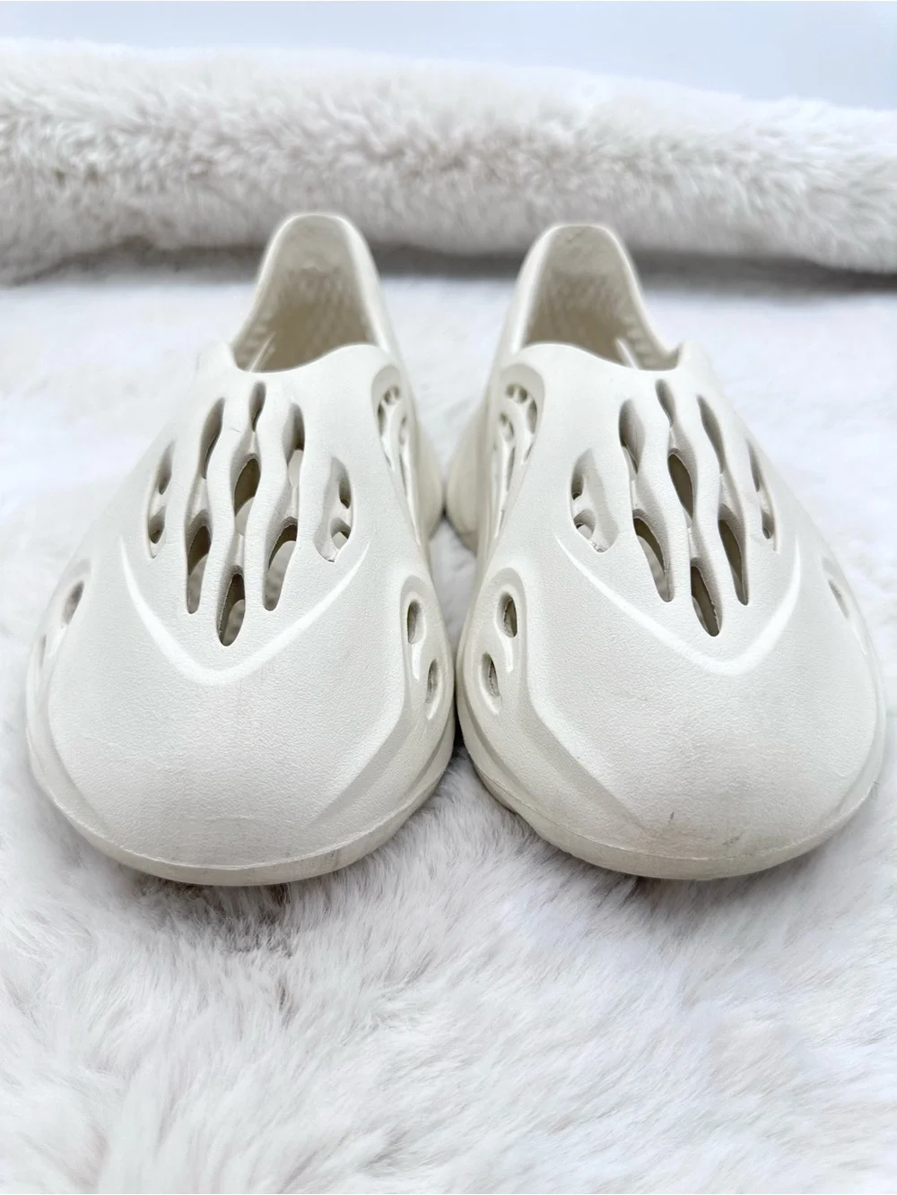 Yeezy adidas foam